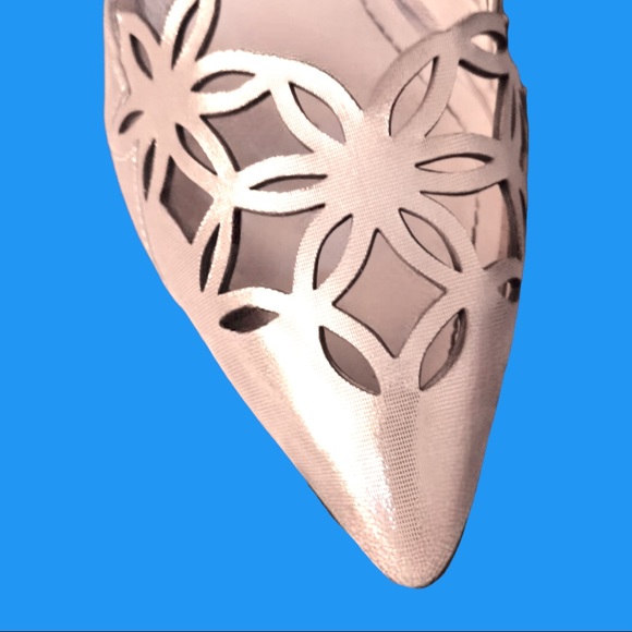 Anthropologie 🦋Rose Gold 🦋Laser Cut Toe🦋Size 8 - Picture 3 of 16